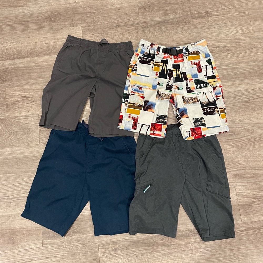 4 pair of boys shorts size xxl